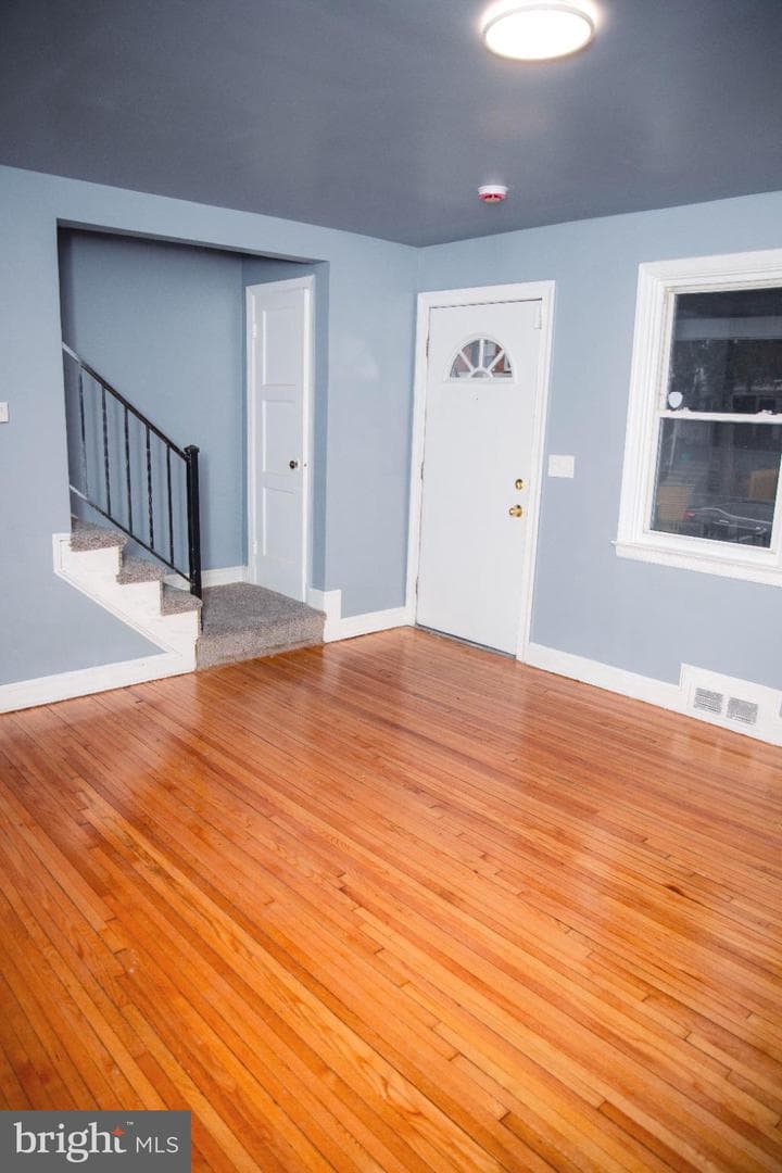 5329 Cordelia Avenue photo 2