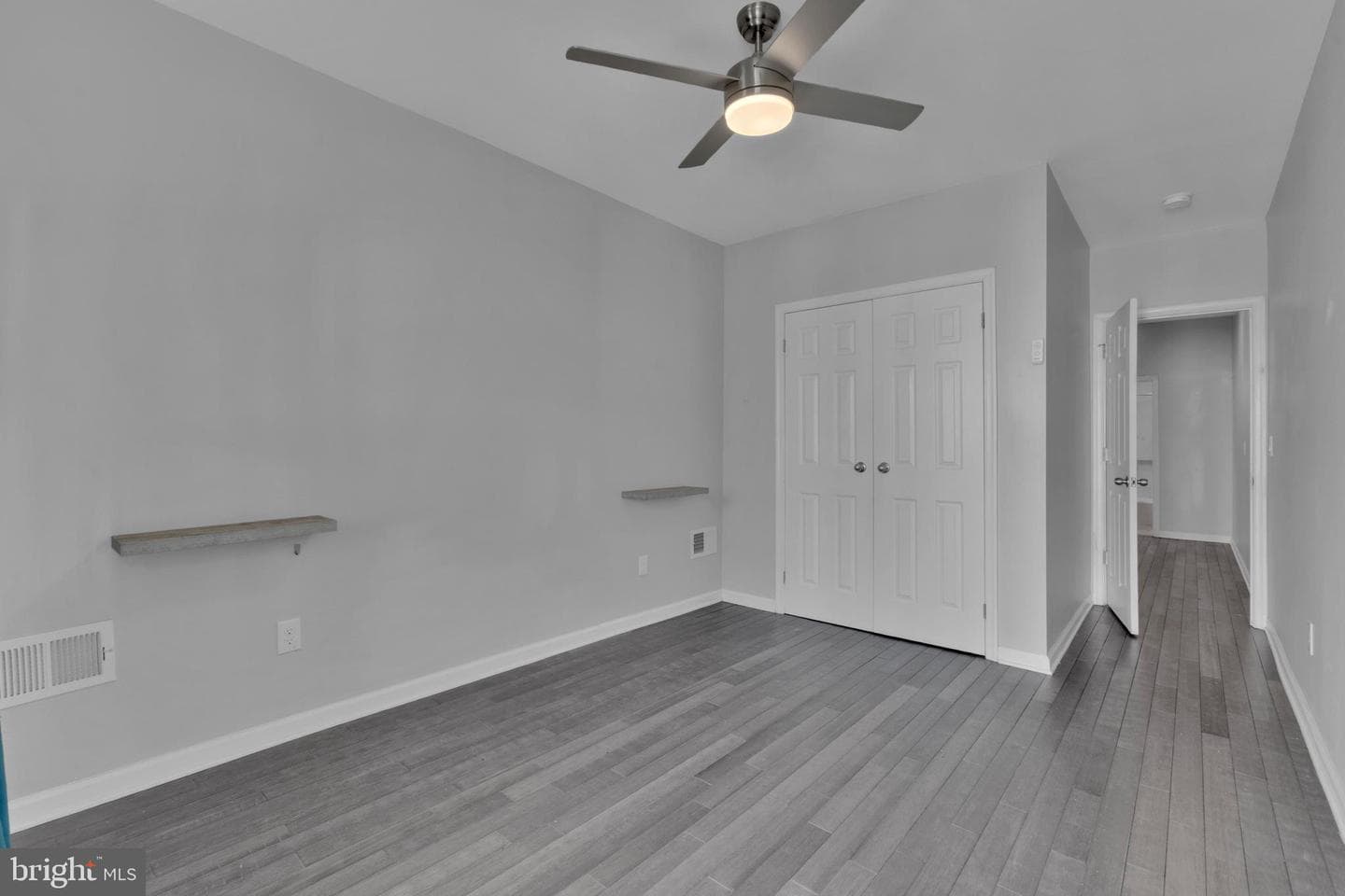 2815 Parkwood Avenue photo 31