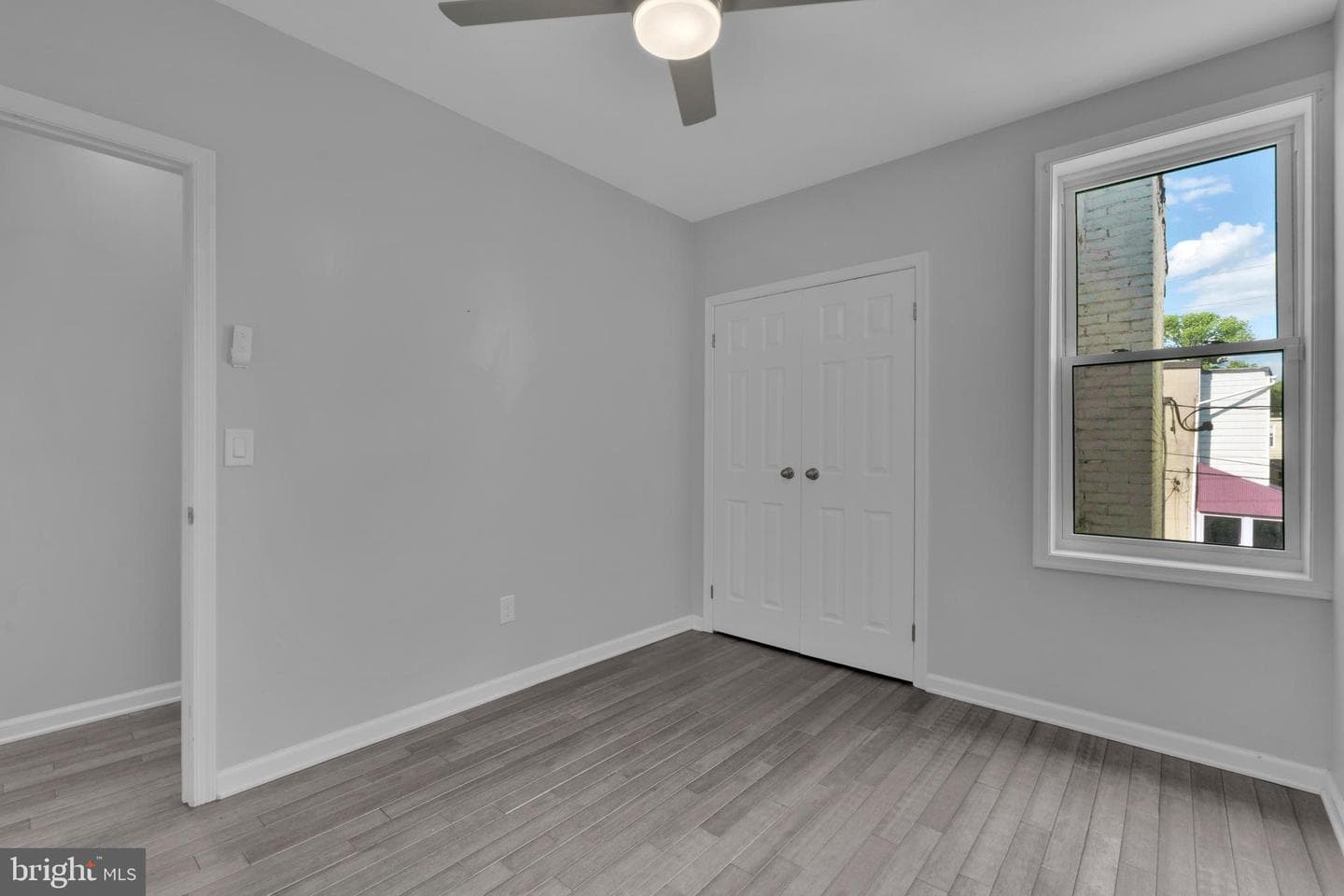 2815 Parkwood Avenue photo 36