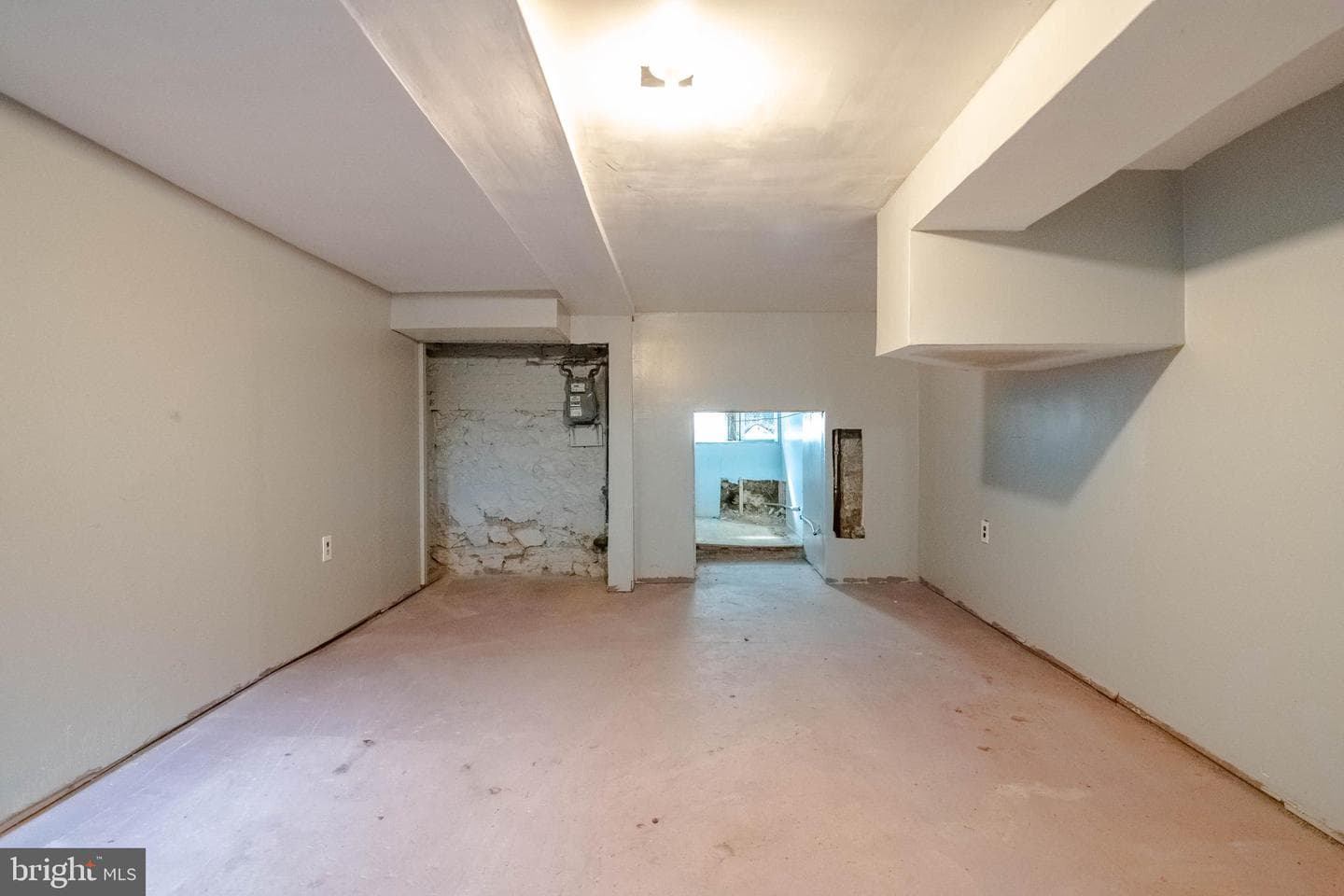 2216 W Fayette Street photo 28