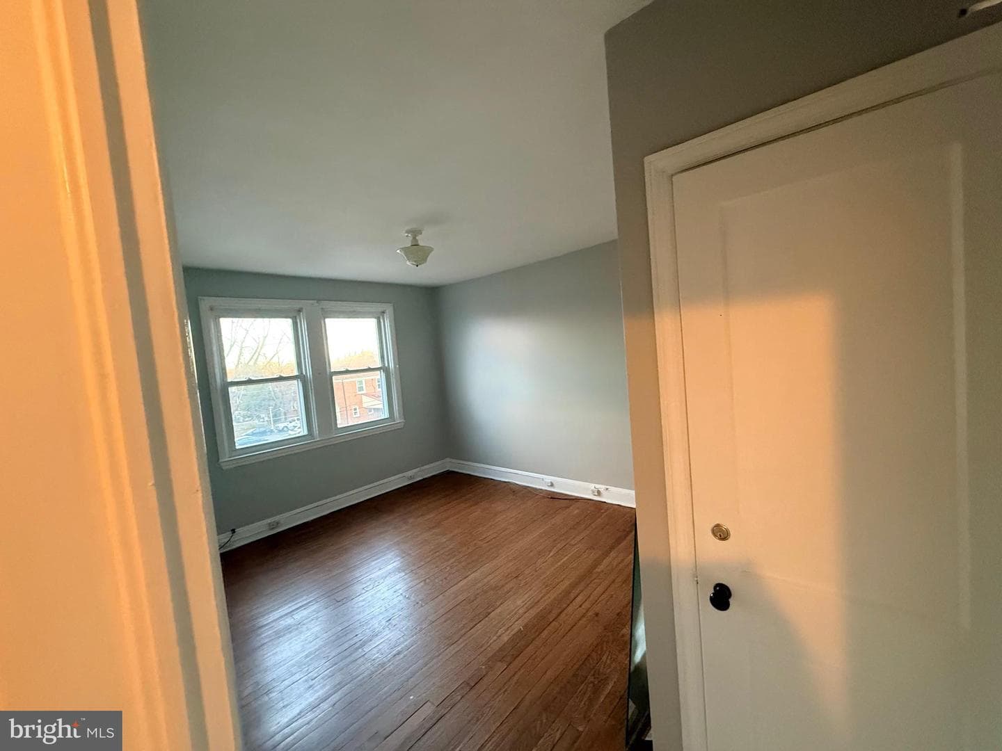 829 N Chapel Gate Lane photo 3