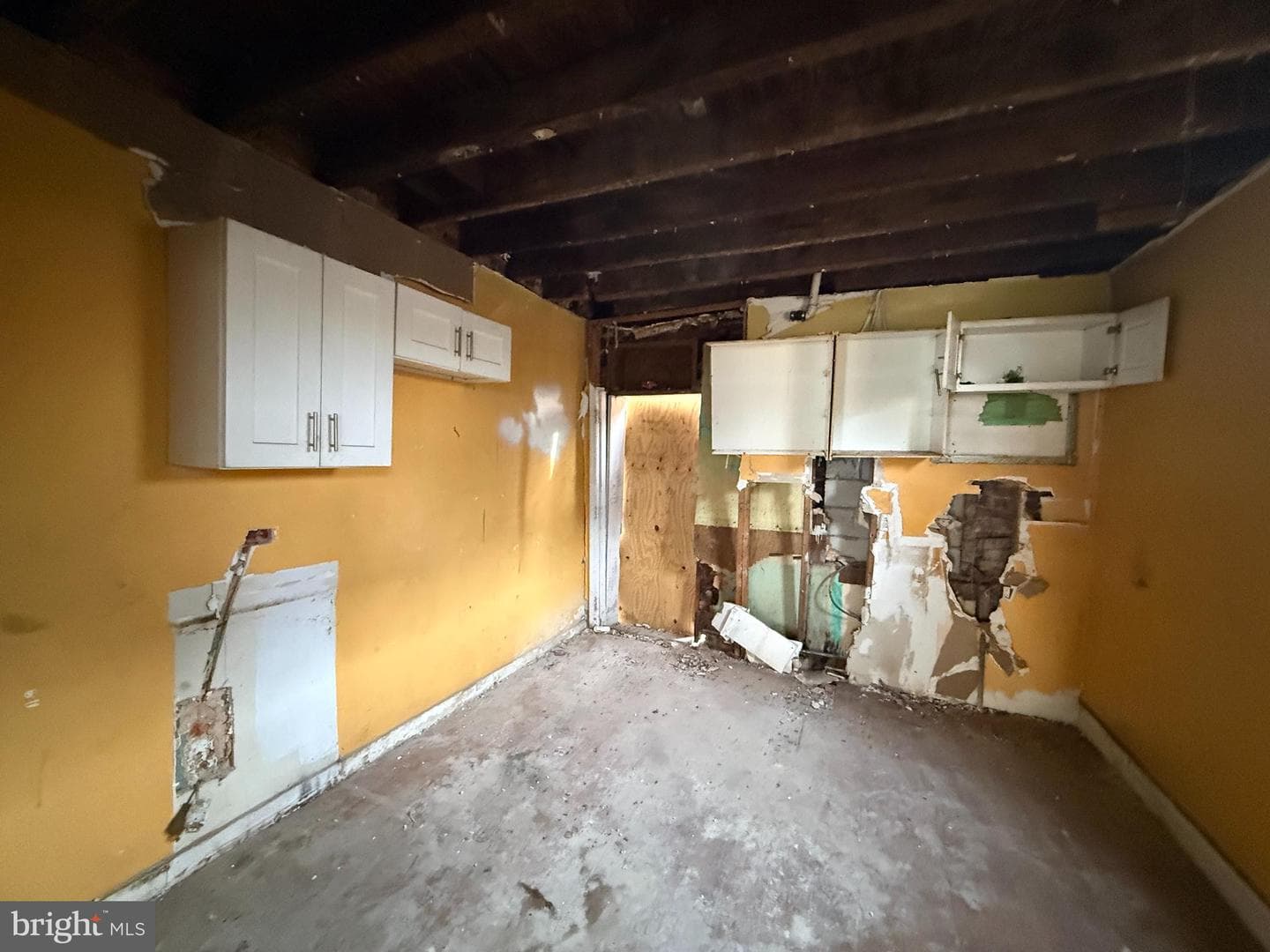 3301 Noble Street photo 9
