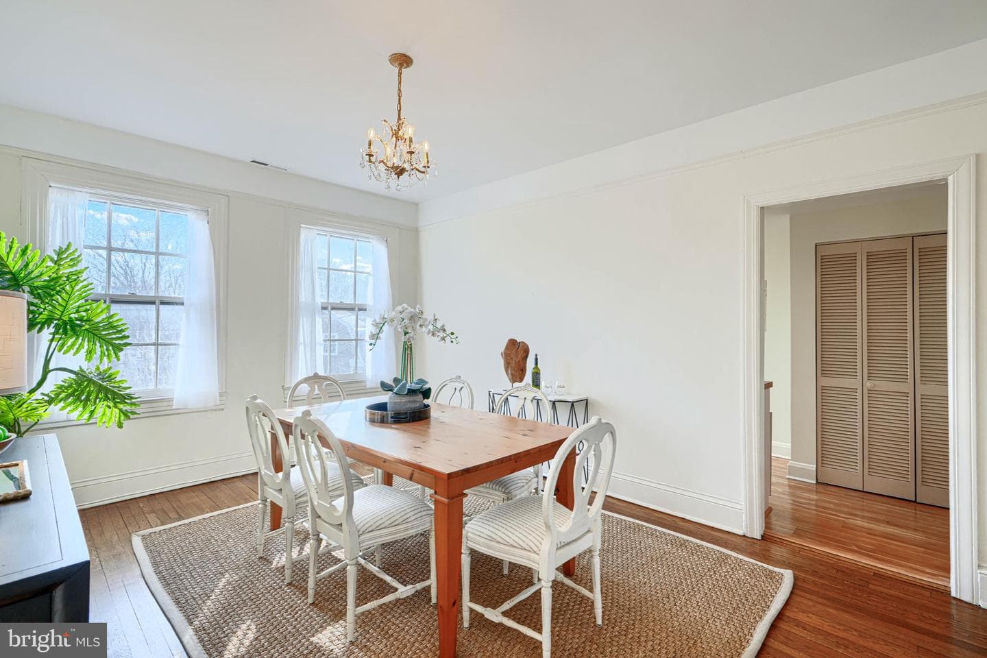 903 W University Pkwy #402 photo 27