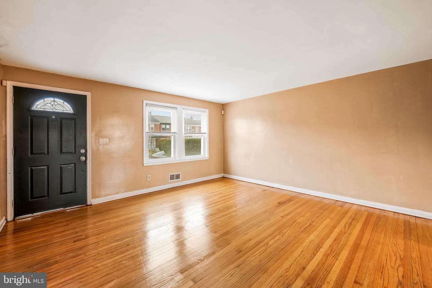 3517 Elmora Avenue photo 8