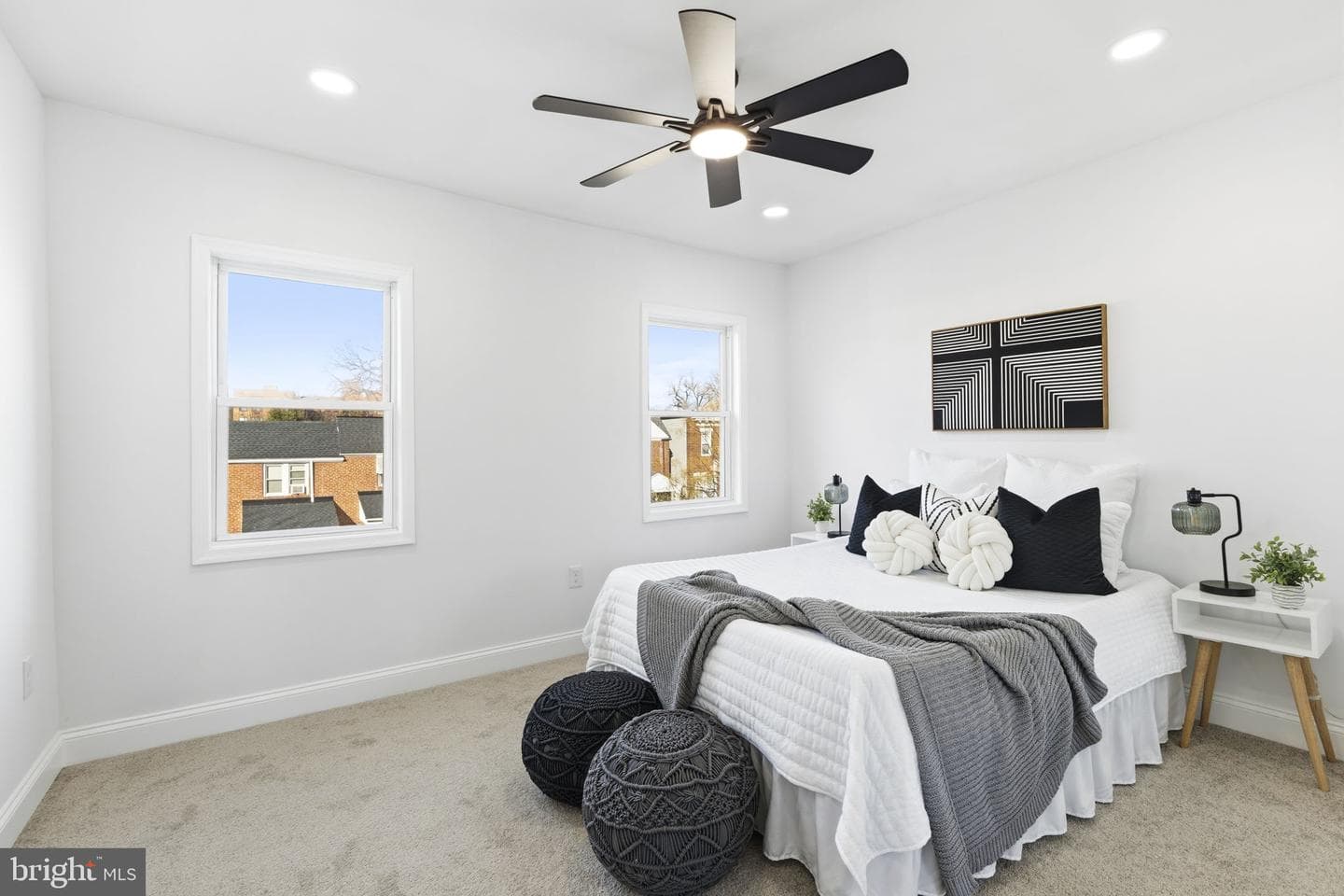 605 Parkwyrth Avenue photo 9