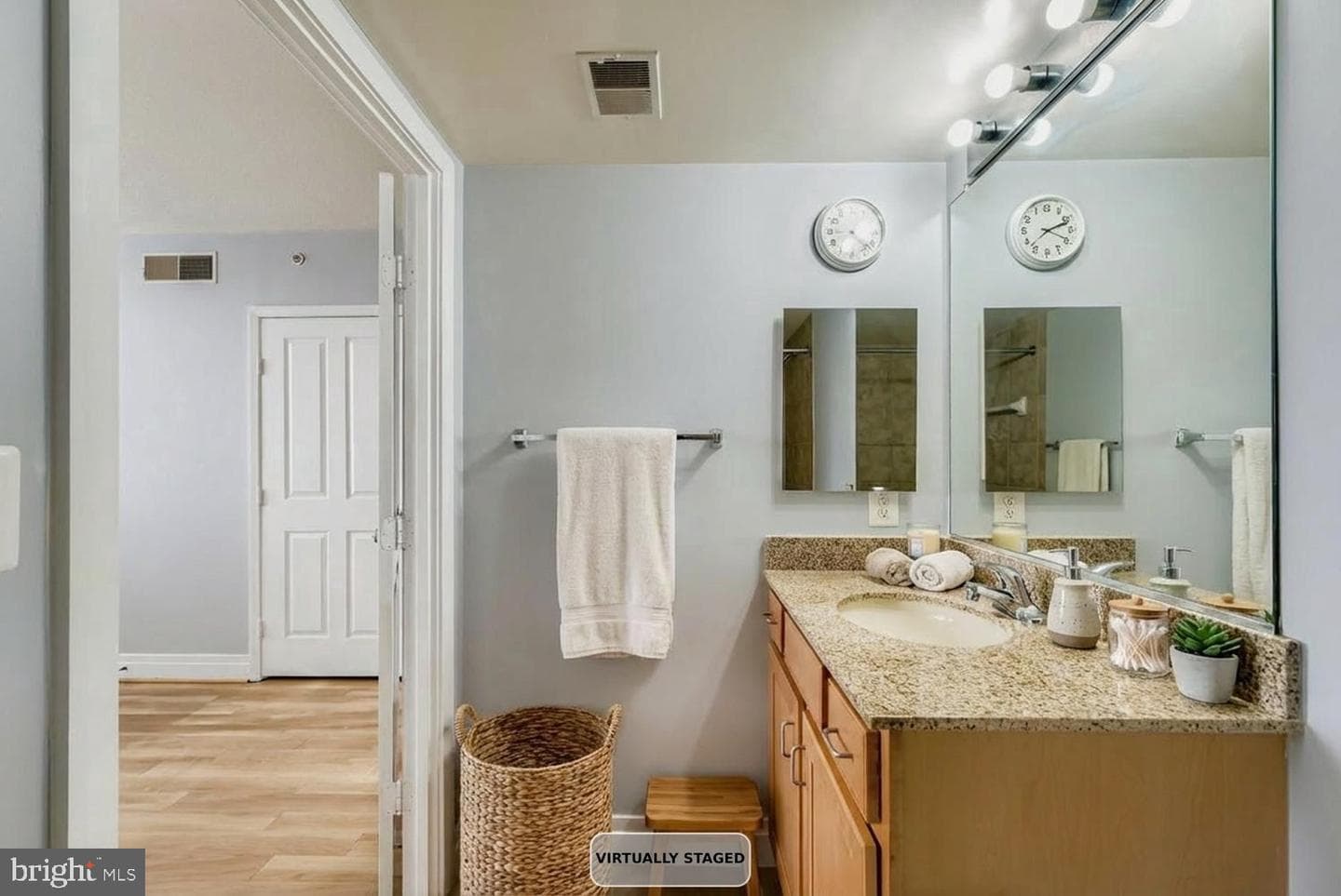 414 Water Street #1703 photo 15