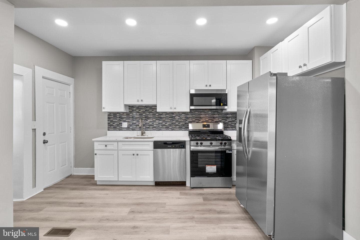 1804 E 29th Street photo 13