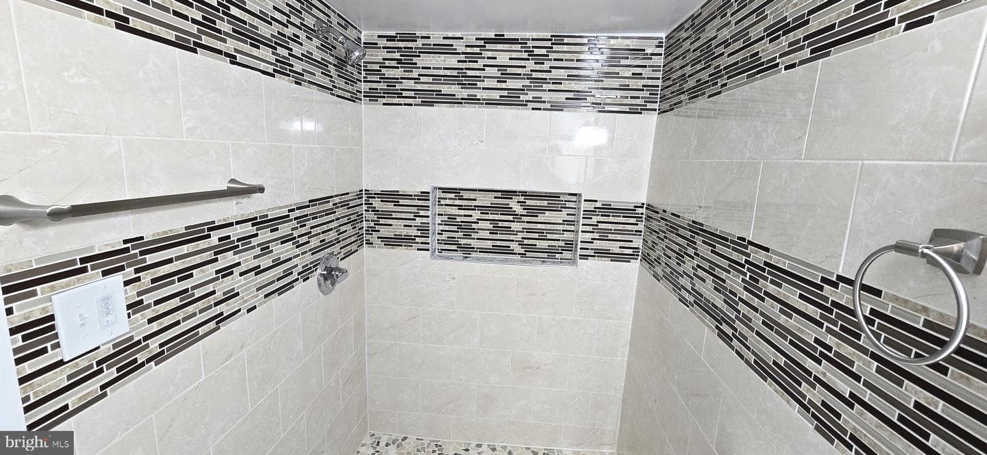 5528 Bucknell Road photo 36