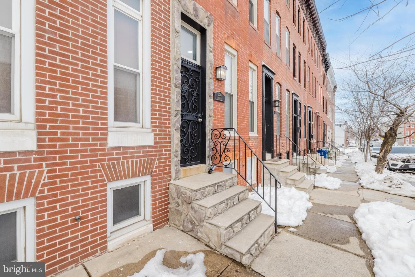 536 Laurens Street photo 2