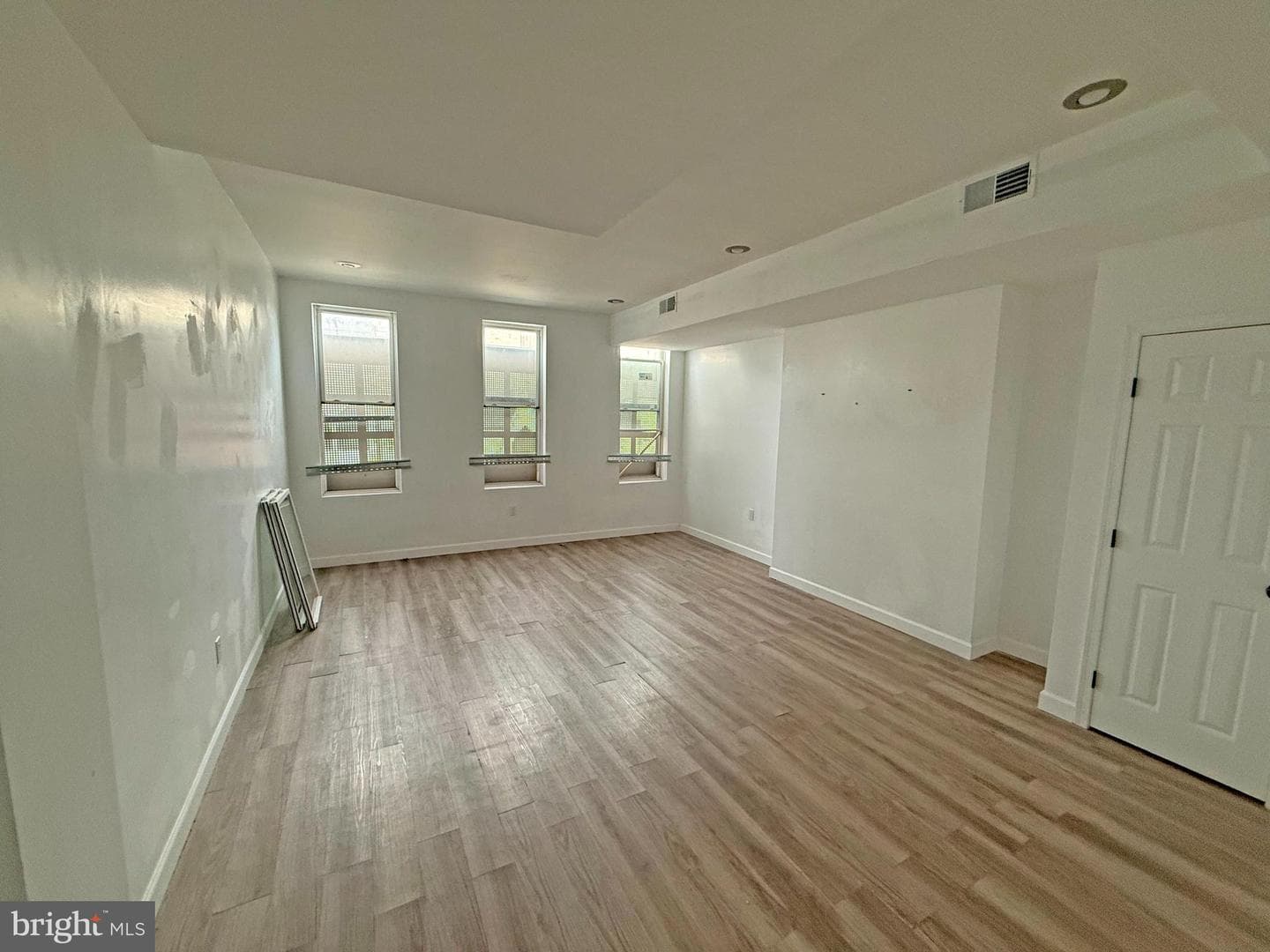 721 W Lafayette Avenue photo 13