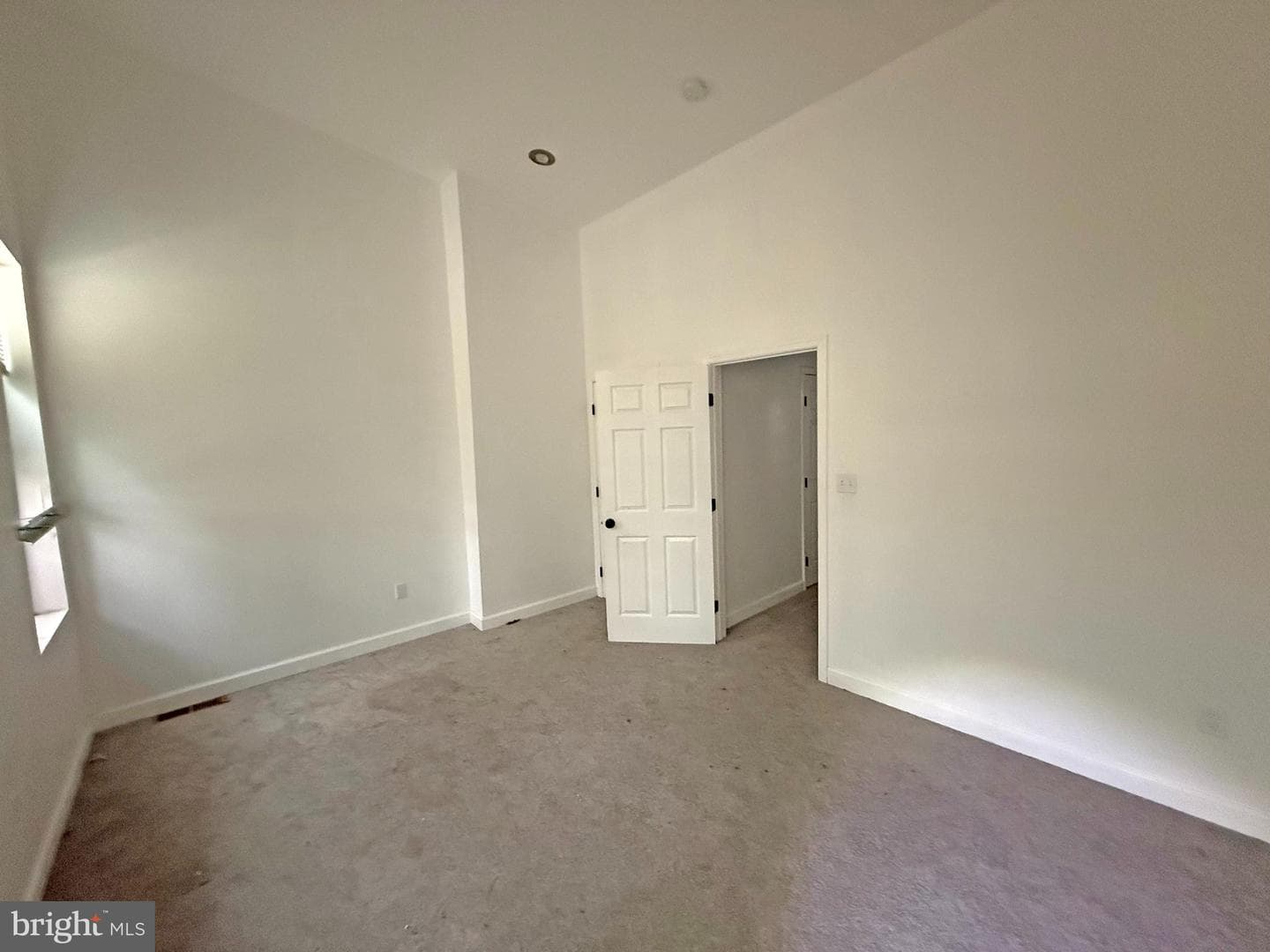 721 W Lafayette Avenue photo 21