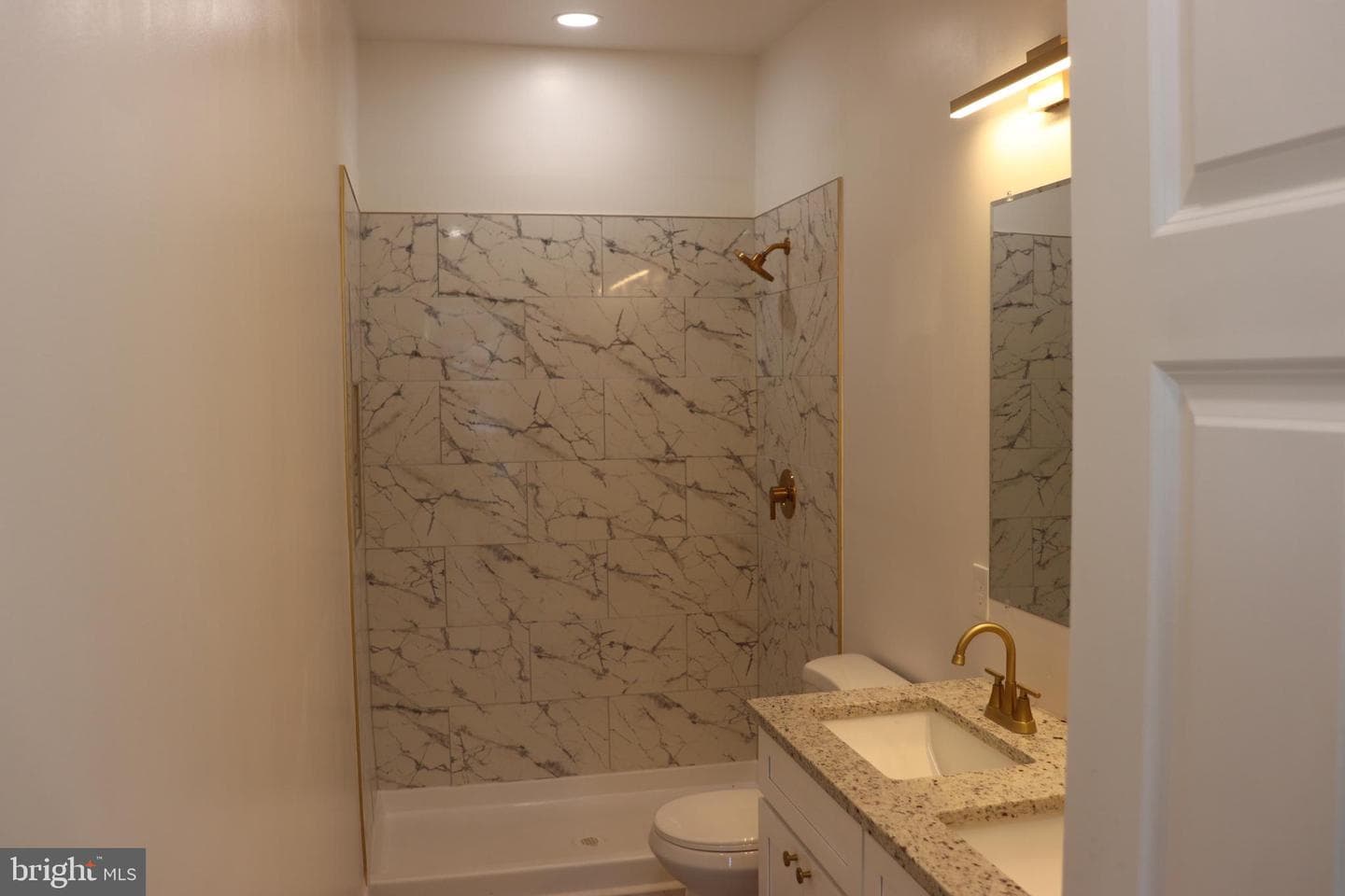 1710 Light Street photo 25