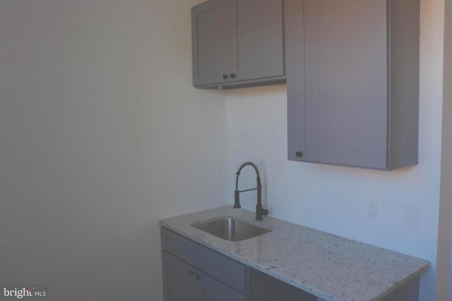 1710 Light Street photo 27