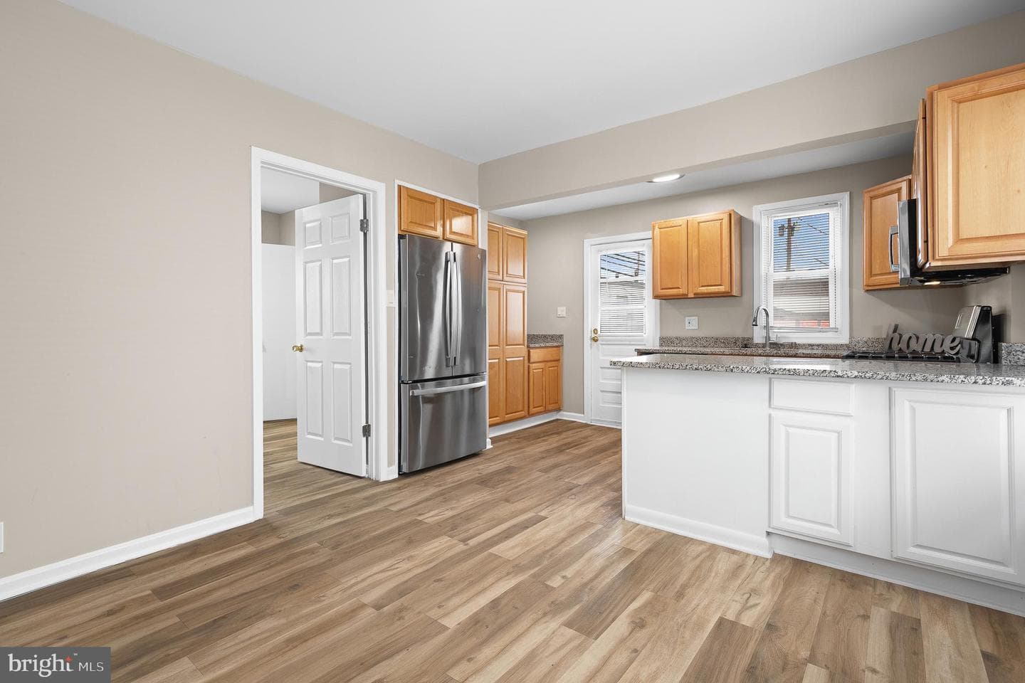 4206 Furley Avenue photo 15