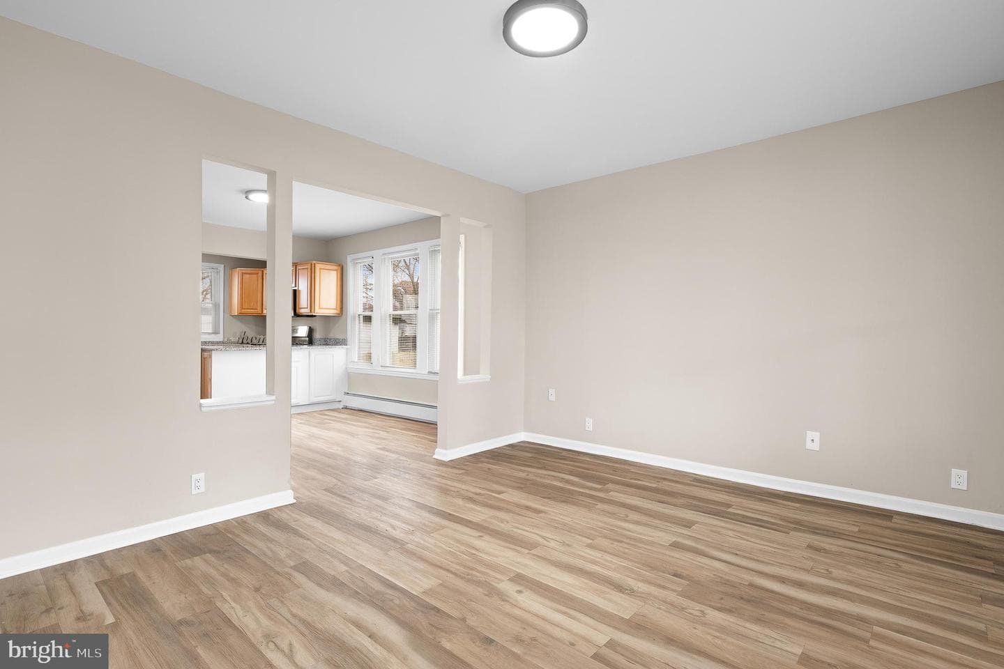 4206 Furley Avenue photo 8