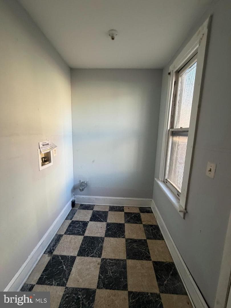 2952 Presstman Street photo 18
