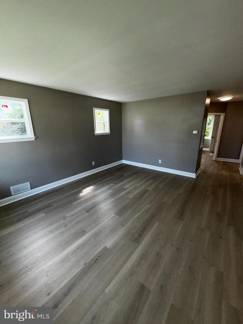 3519 Royston Avenue photo 3