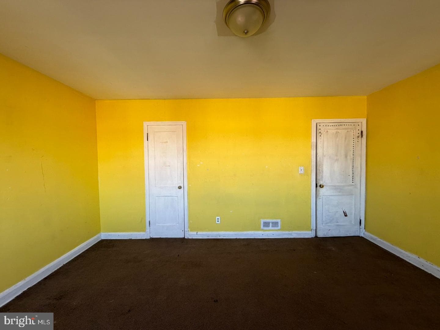 4027 Raymonn Avenue photo 20