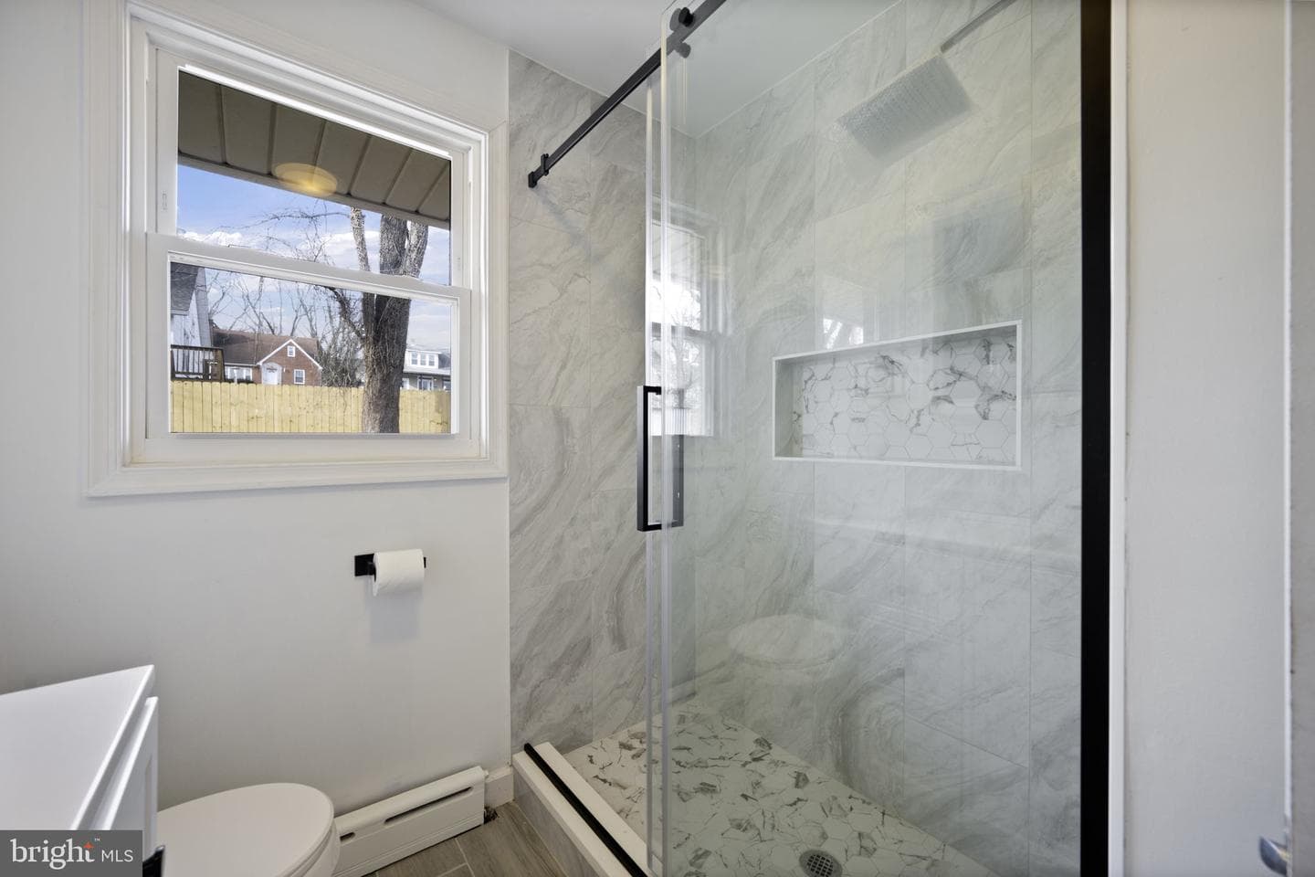 4001 Parkwood Avenue photo 17