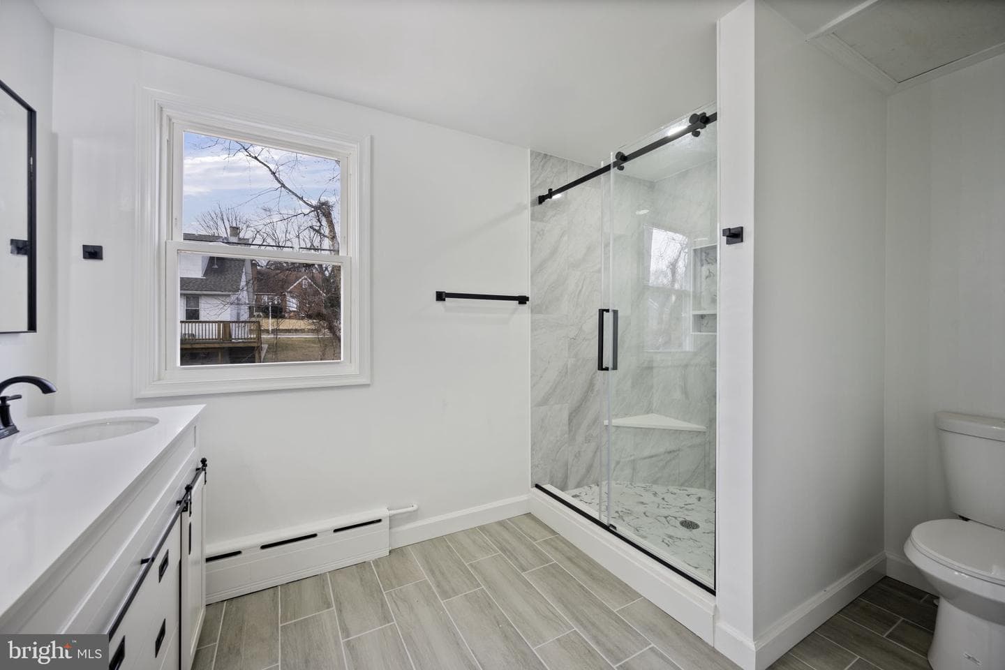 4001 Parkwood Avenue photo 26