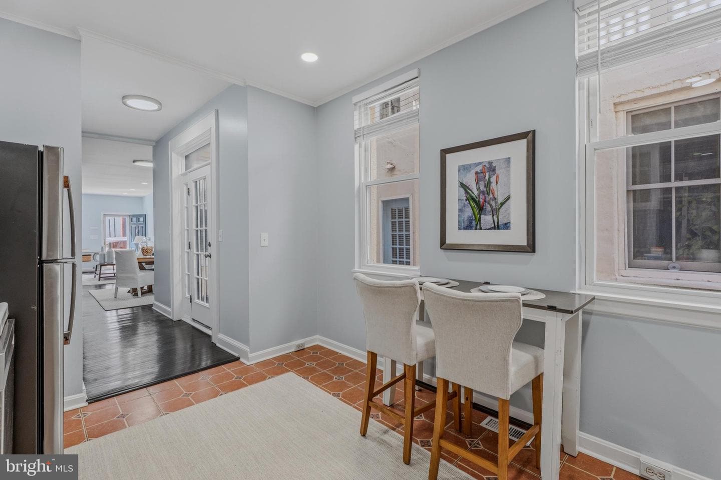 236 Cross Street E photo 11