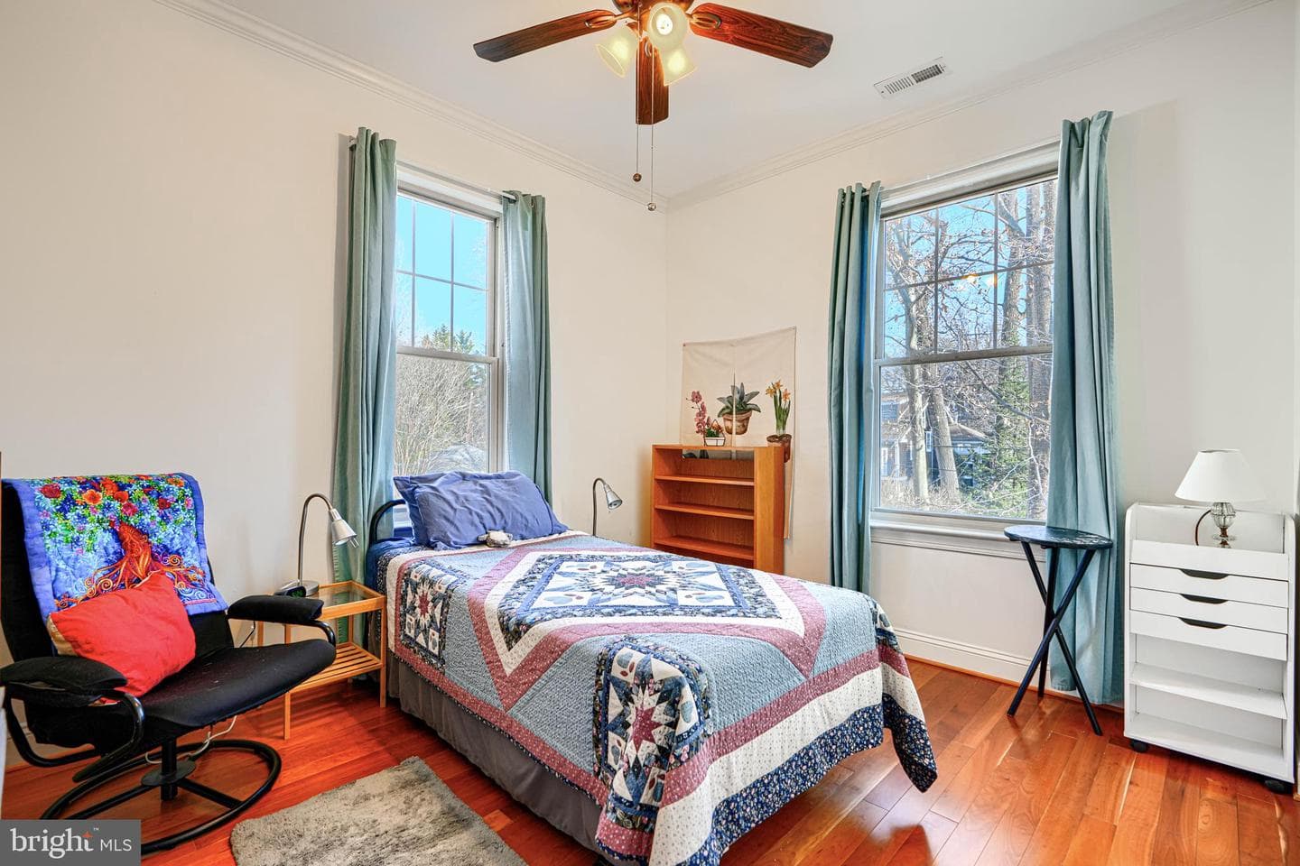 2215 South Road photo 26