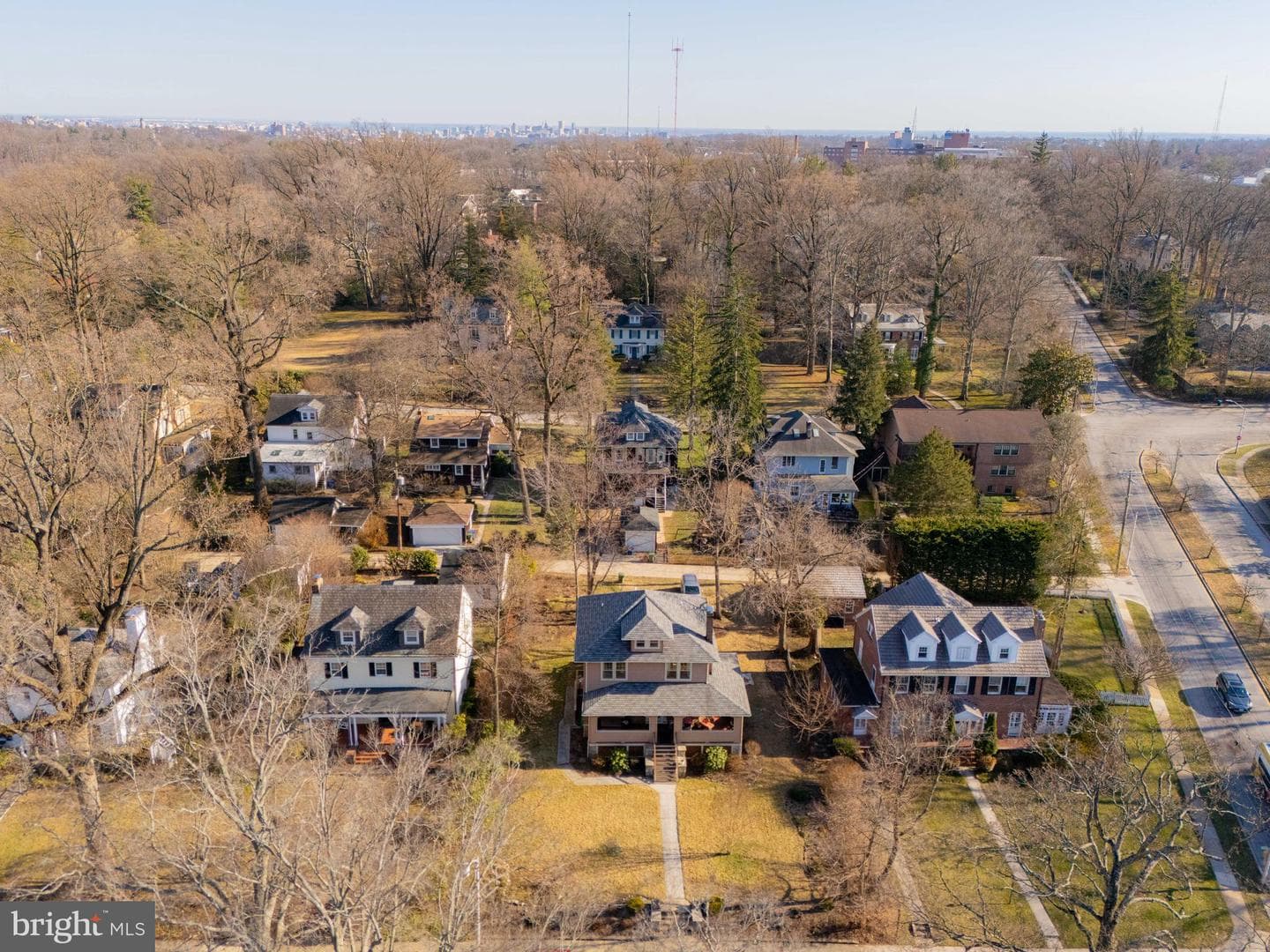 2215 South Road photo 56