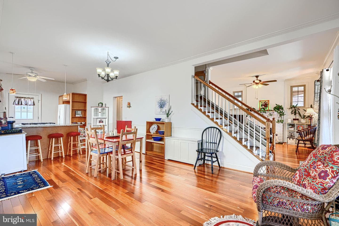 2215 South Road photo 7