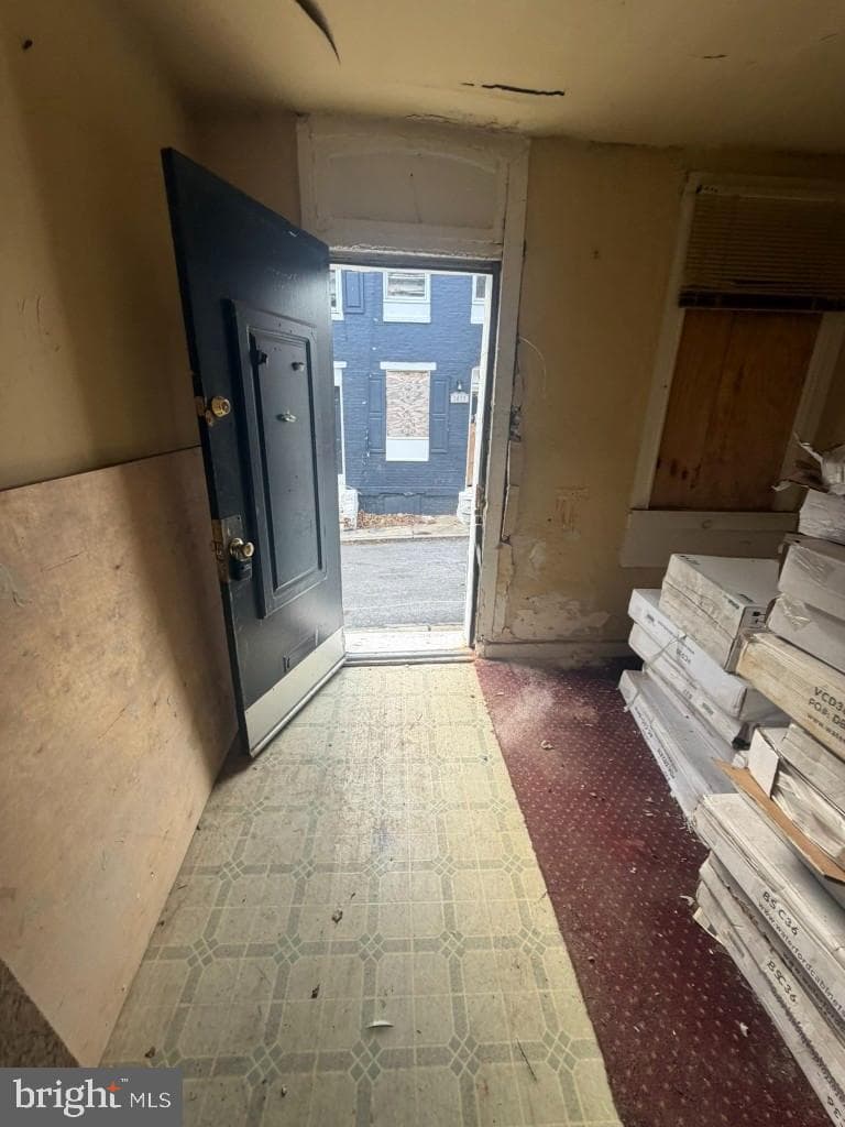 1612 Lemmon Street photo 4
