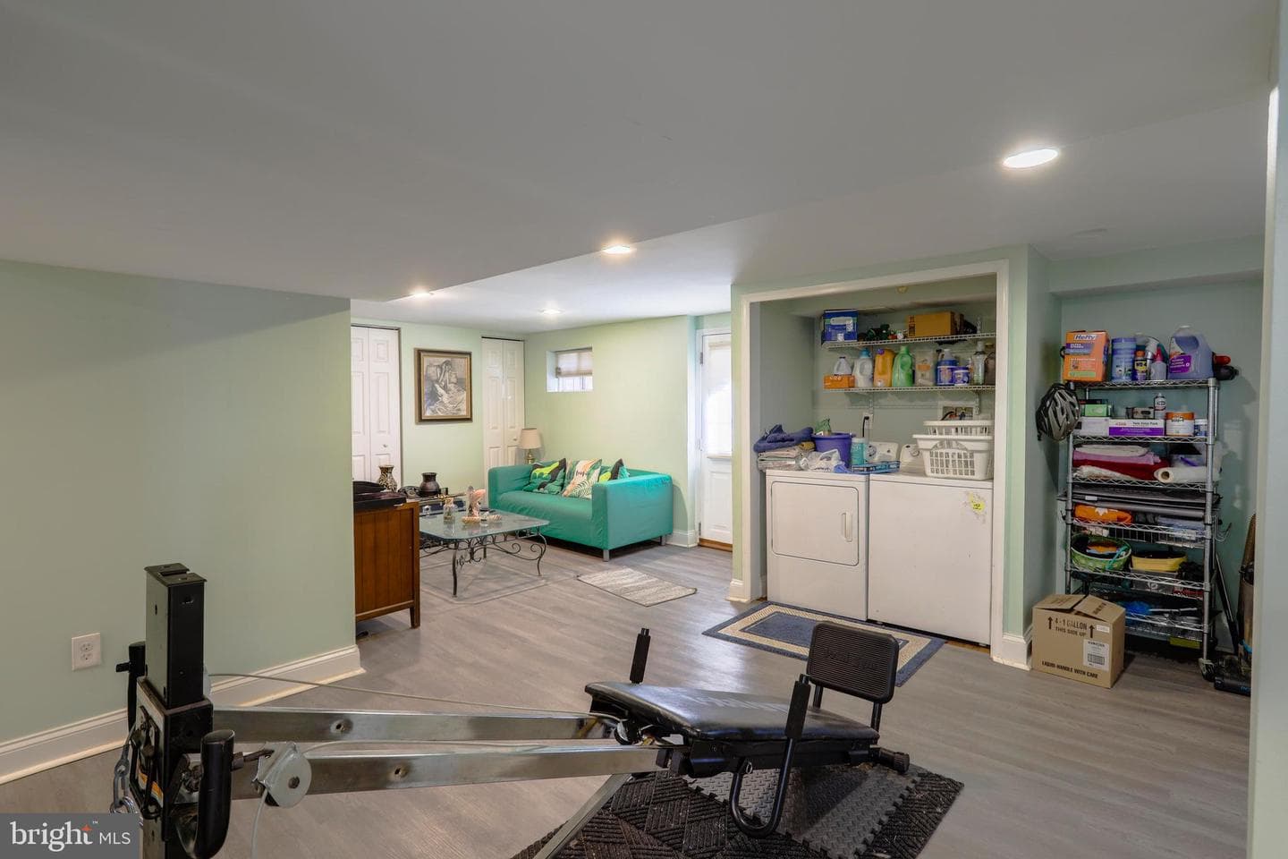 3011 Manhattan Avenue photo 26