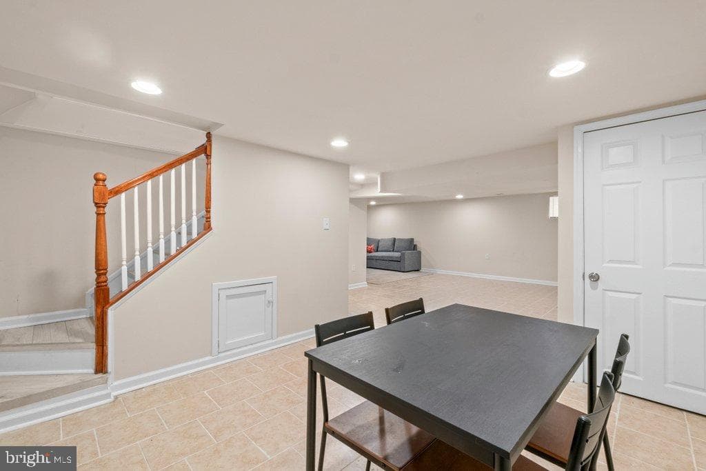4919 Harford Rd photo 42