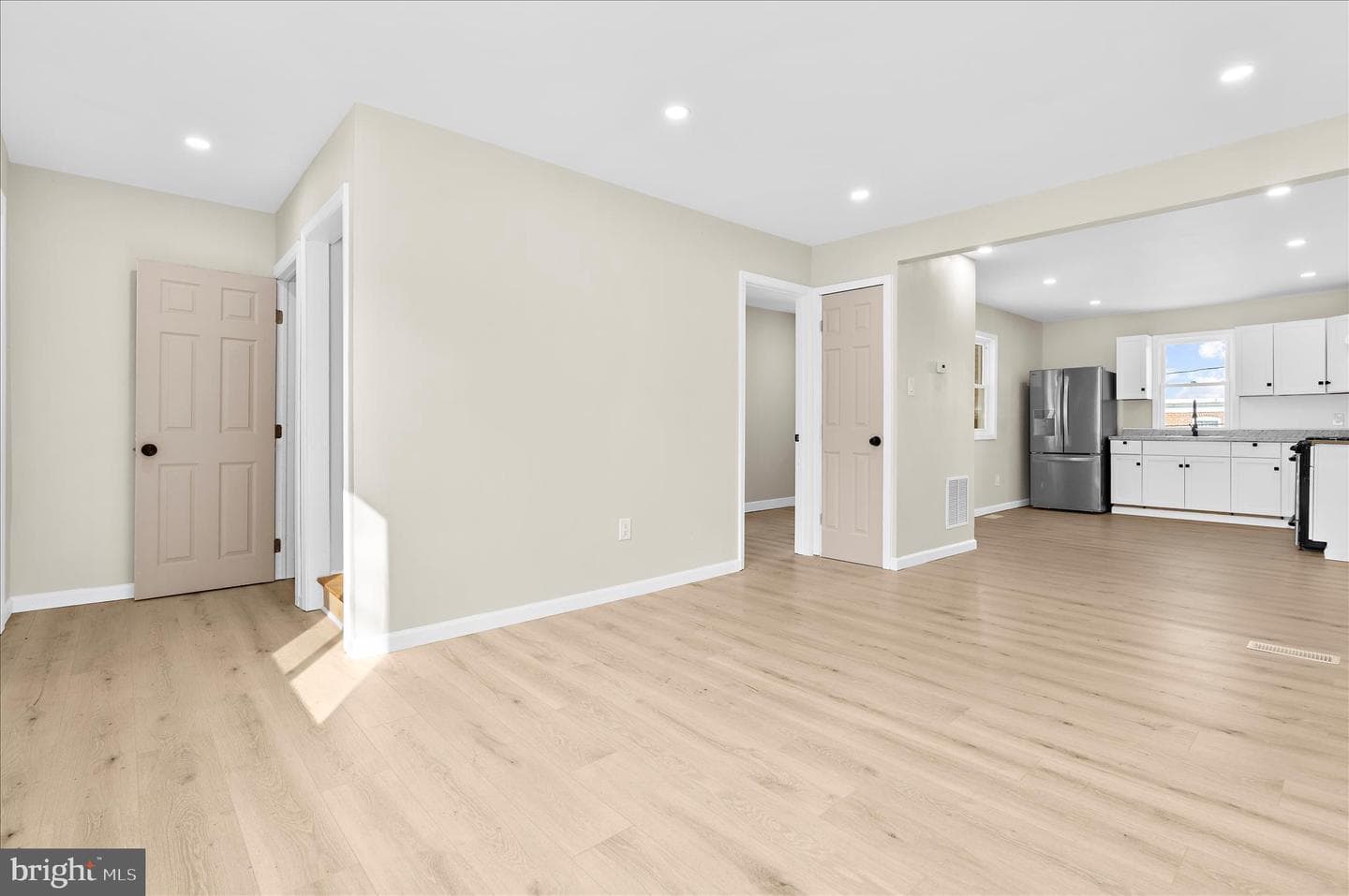 814 Jack St photo 8