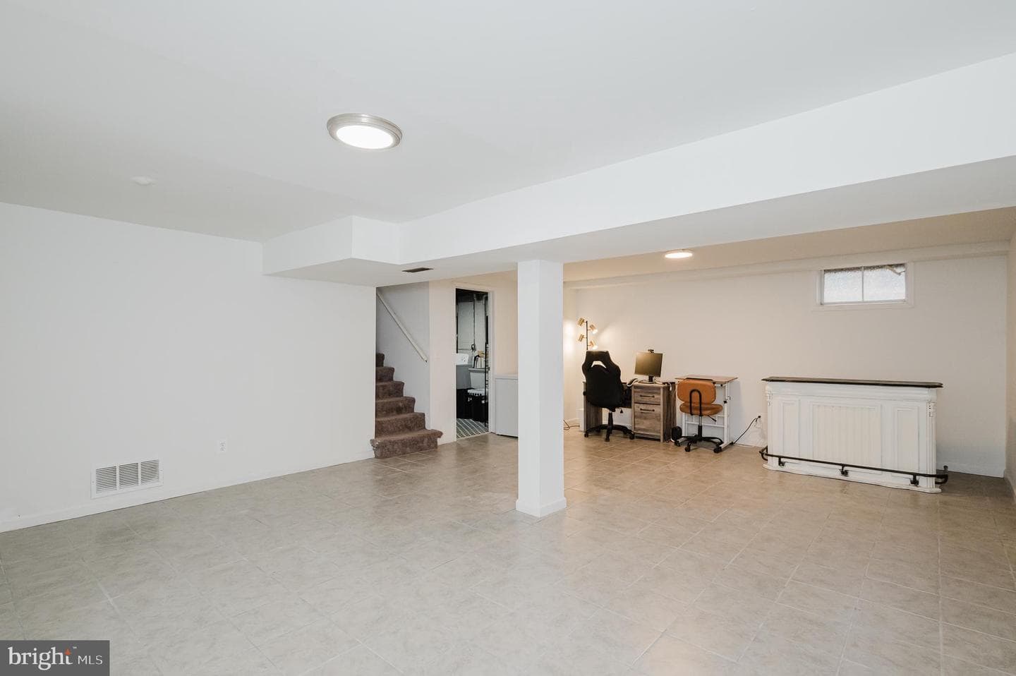 5709 Anthony Avenue photo 39