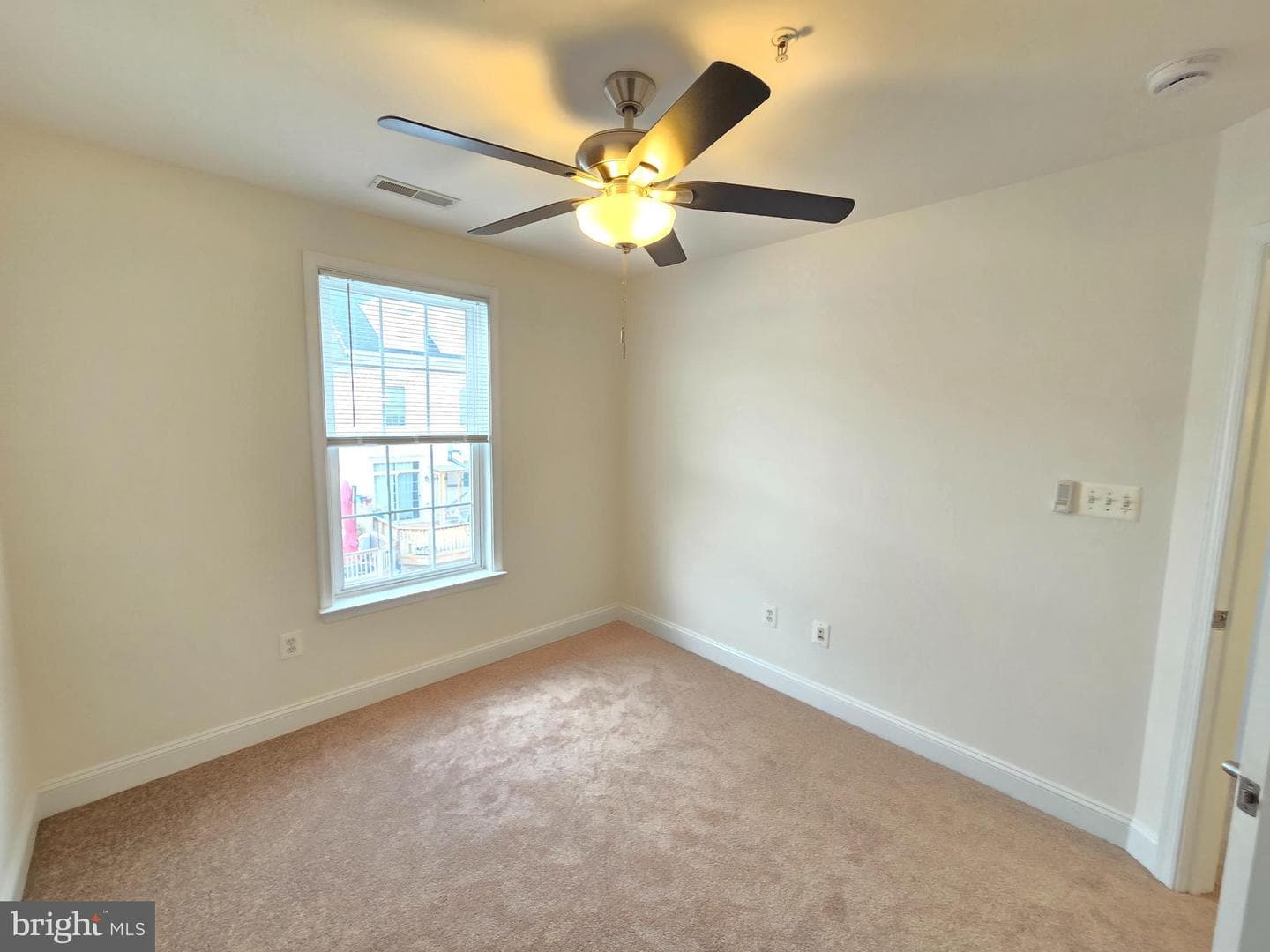 876 Ryan Street photo 31