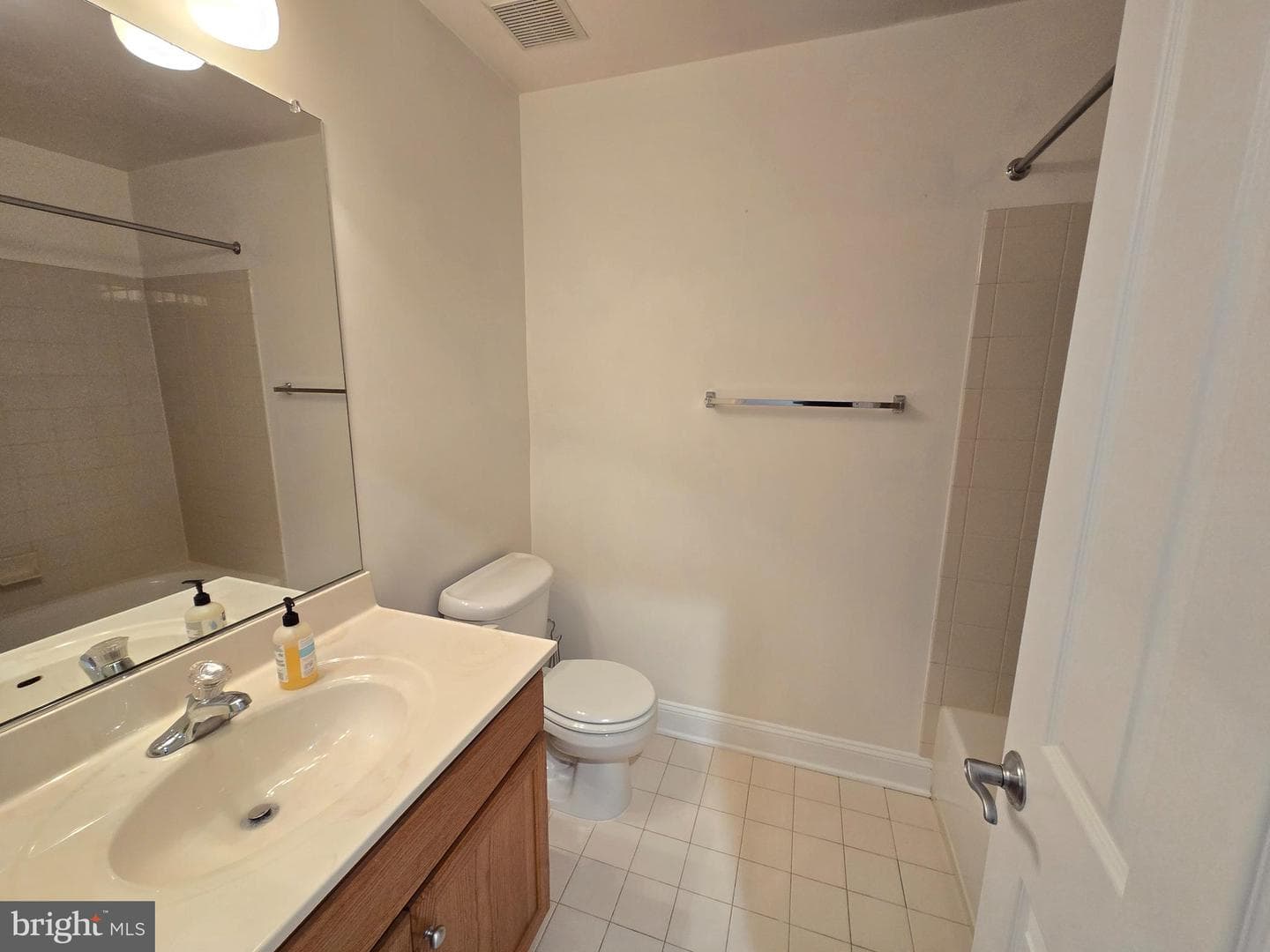 876 Ryan Street photo 40