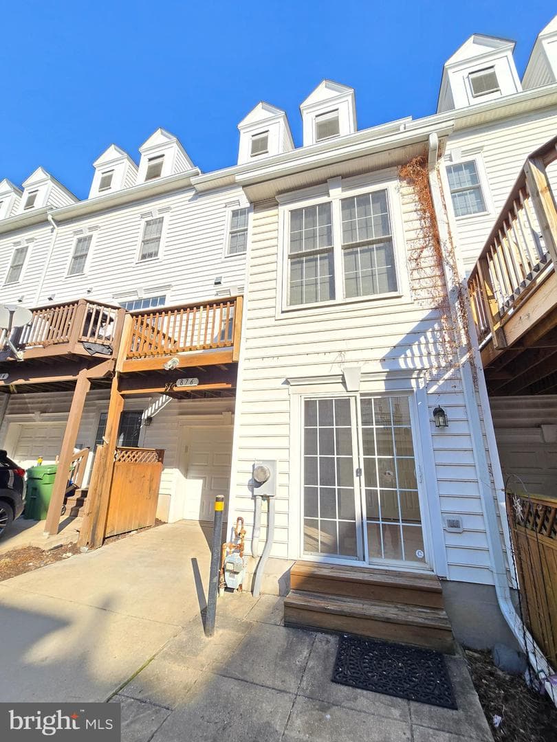 876 Ryan Street photo 48