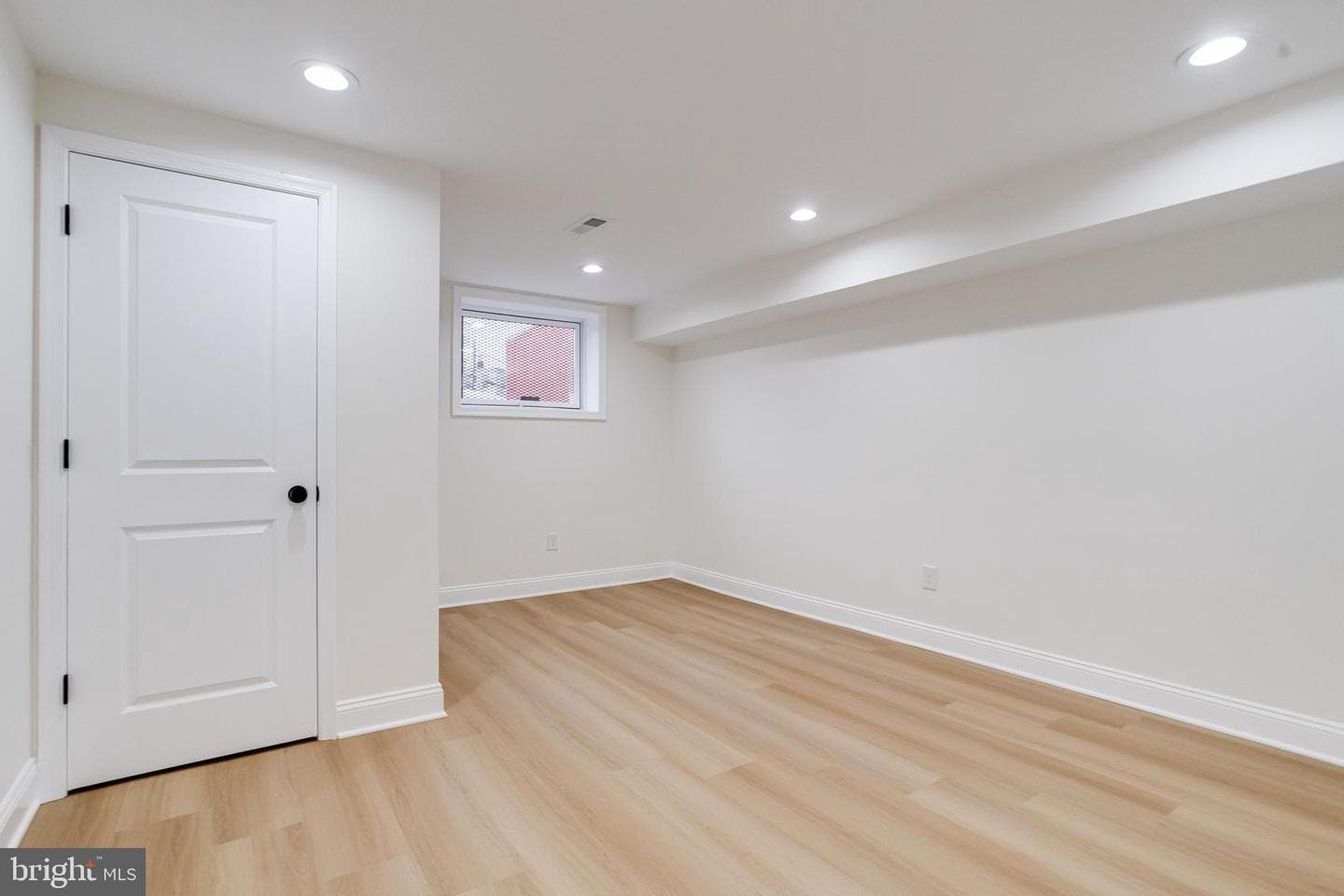 711 N Patterson Park Avenue photo 31