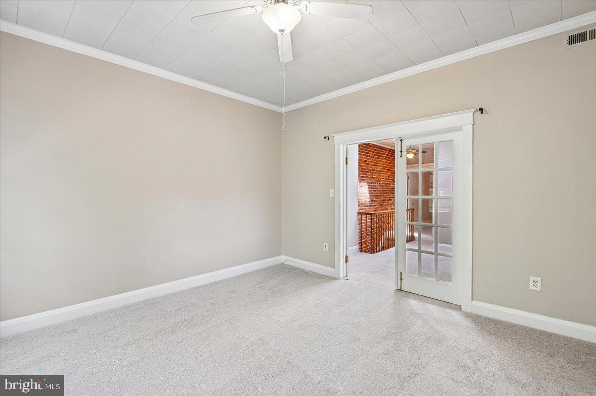 3720 Foster Avenue photo 16