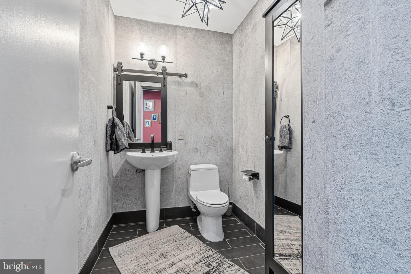 1200 Steuart Street #1711 photo 22