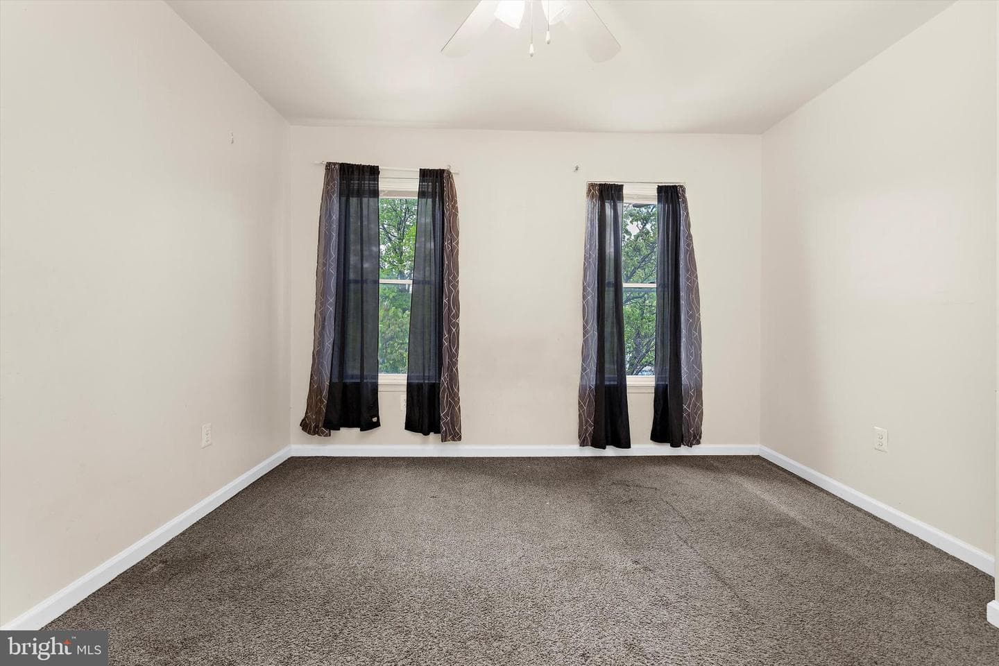 1407 Mchenry Street photo 23