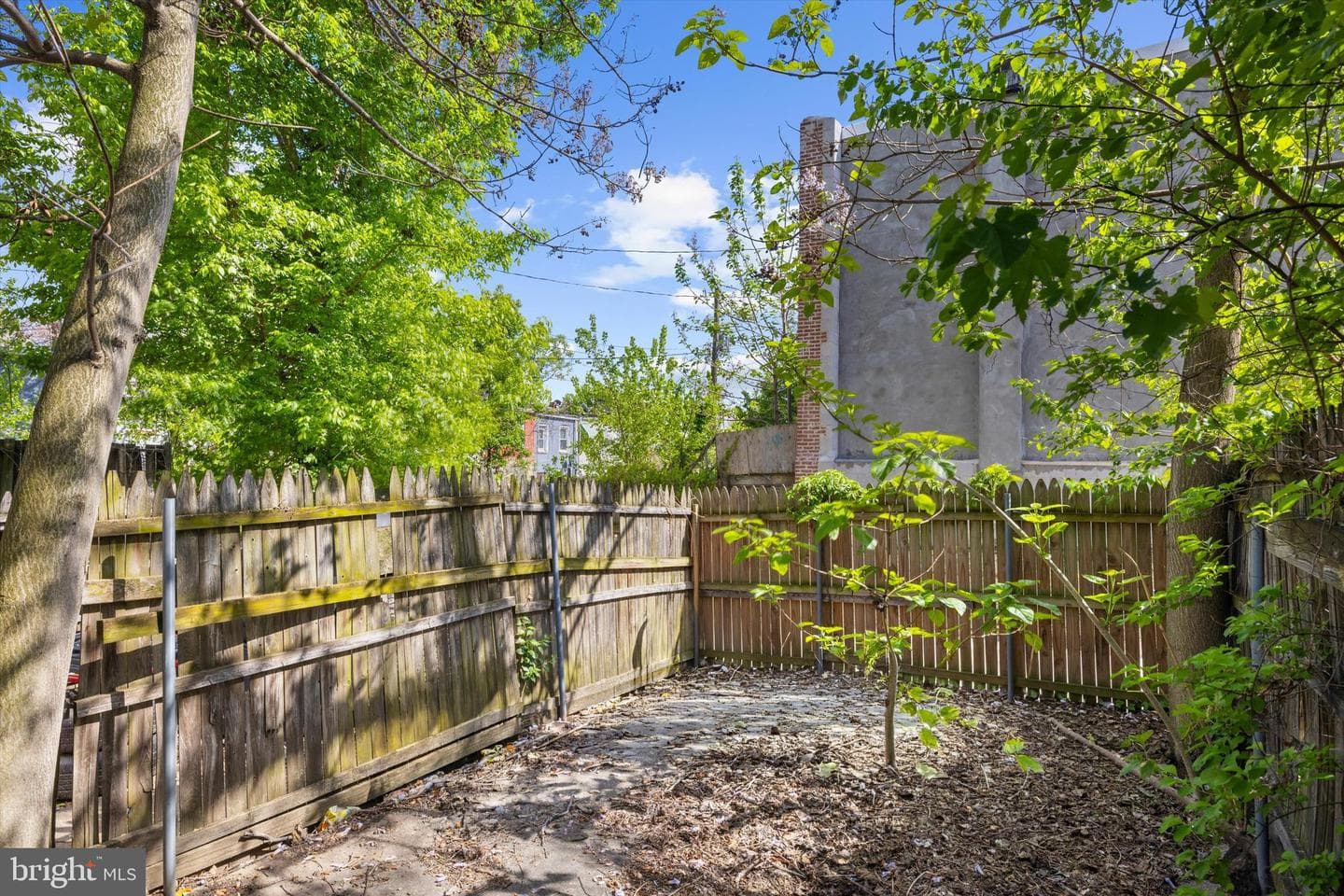 1407 Mchenry Street photo 31