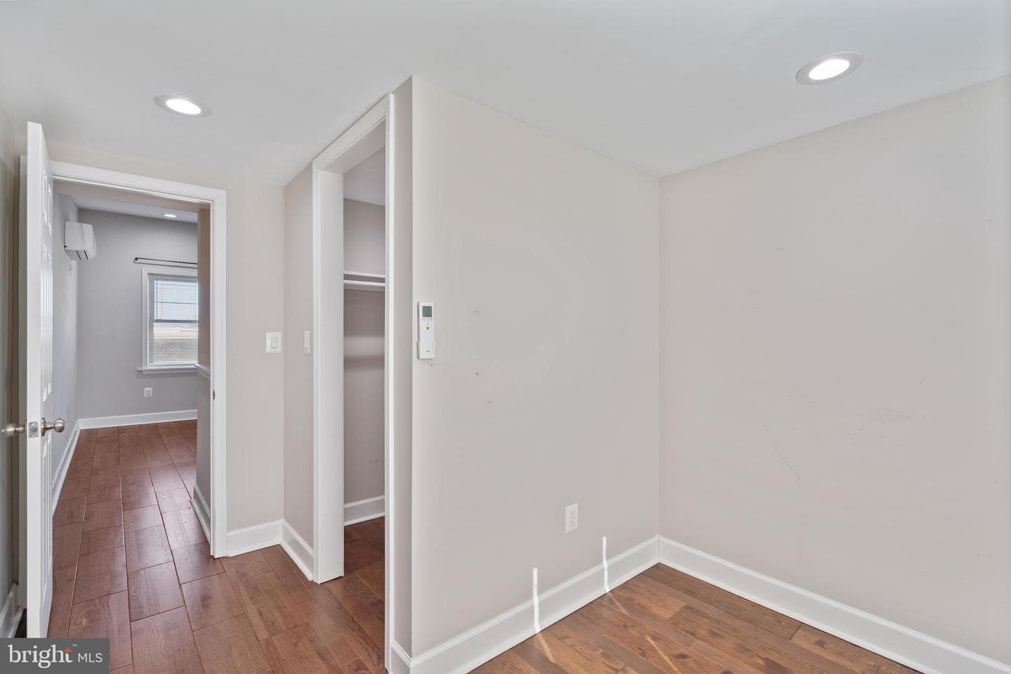 3819 Roland Avenue photo 23