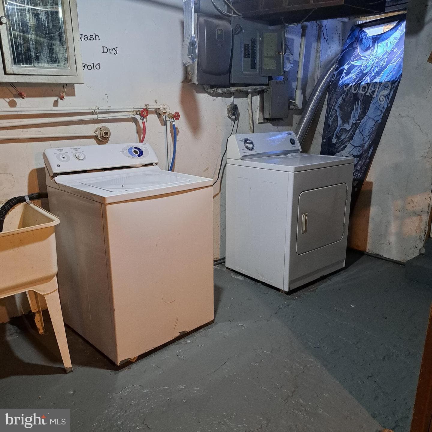 2805 Sunset Drive photo 4