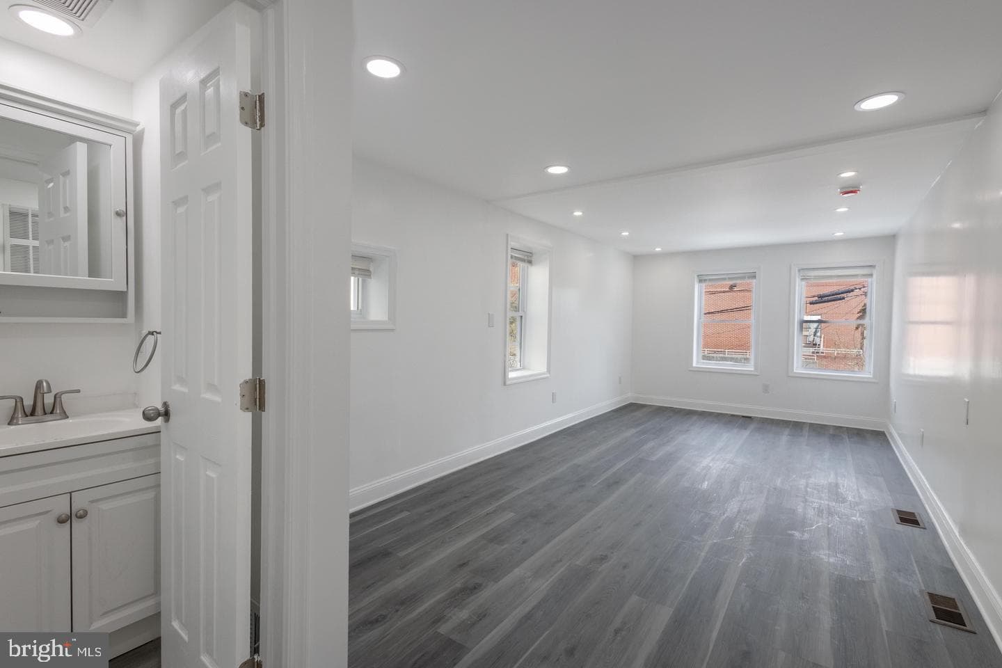 1007 Brentwood Avenue photo 16