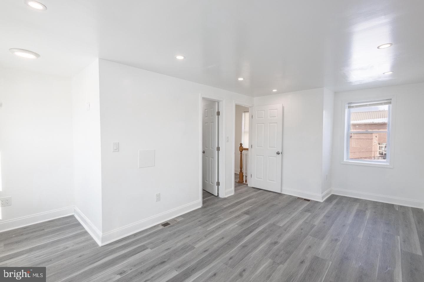 1007 Brentwood Avenue photo 8