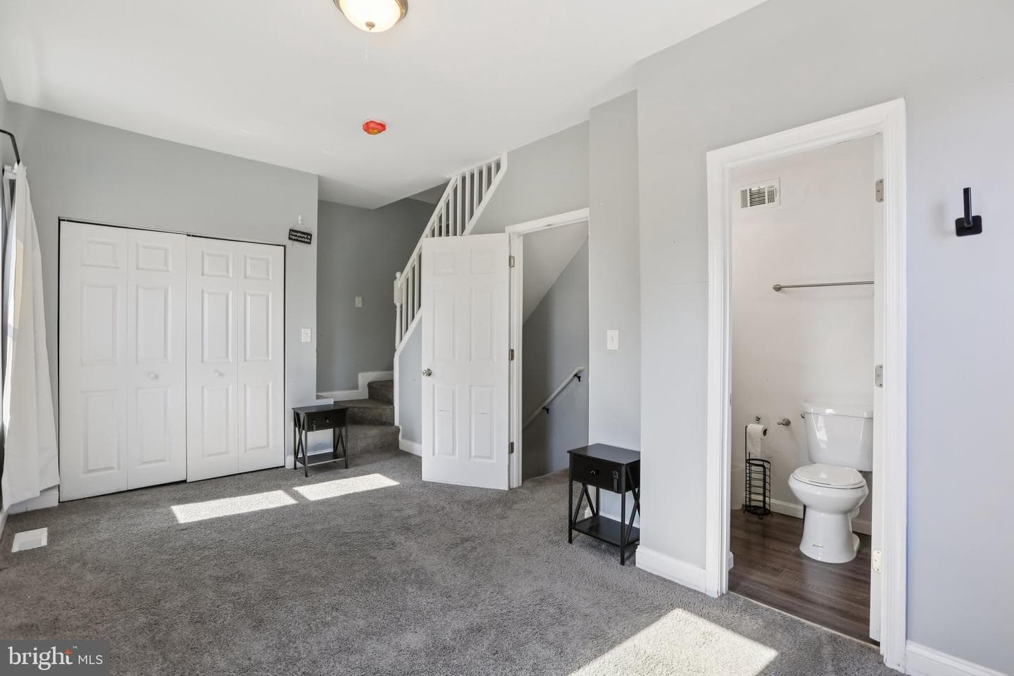 3814 Pinewood Avenue photo 17