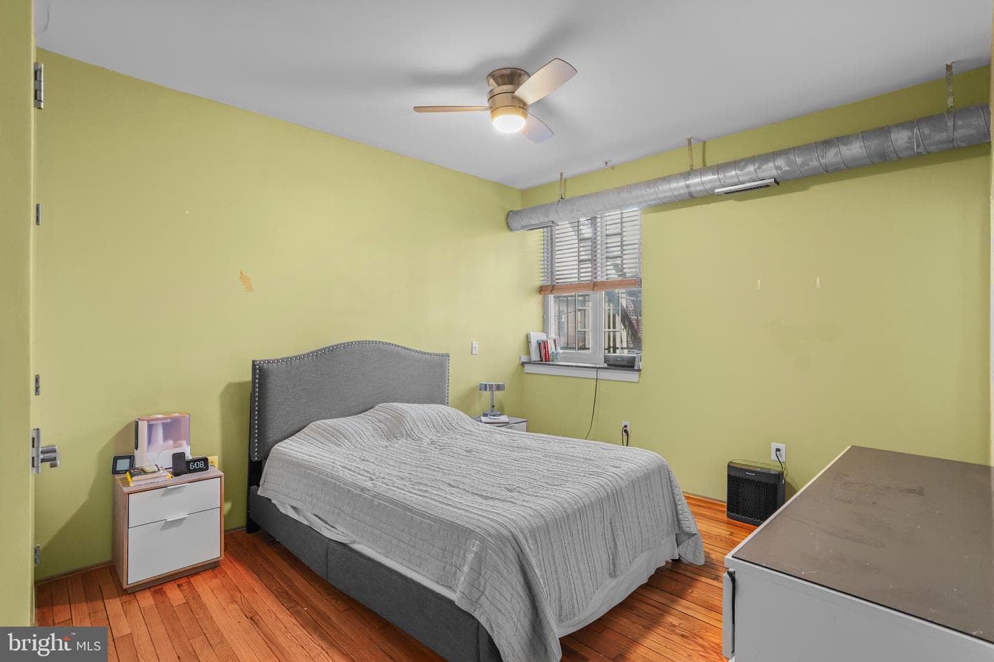 104 W Madison Street #6 photo 25