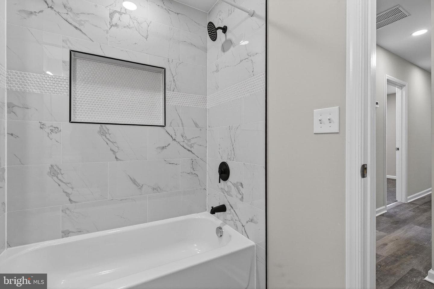 1431 E Preston Street photo 11