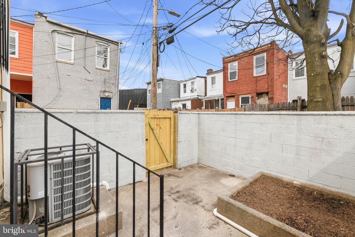 719 N Madeira Street photo 24