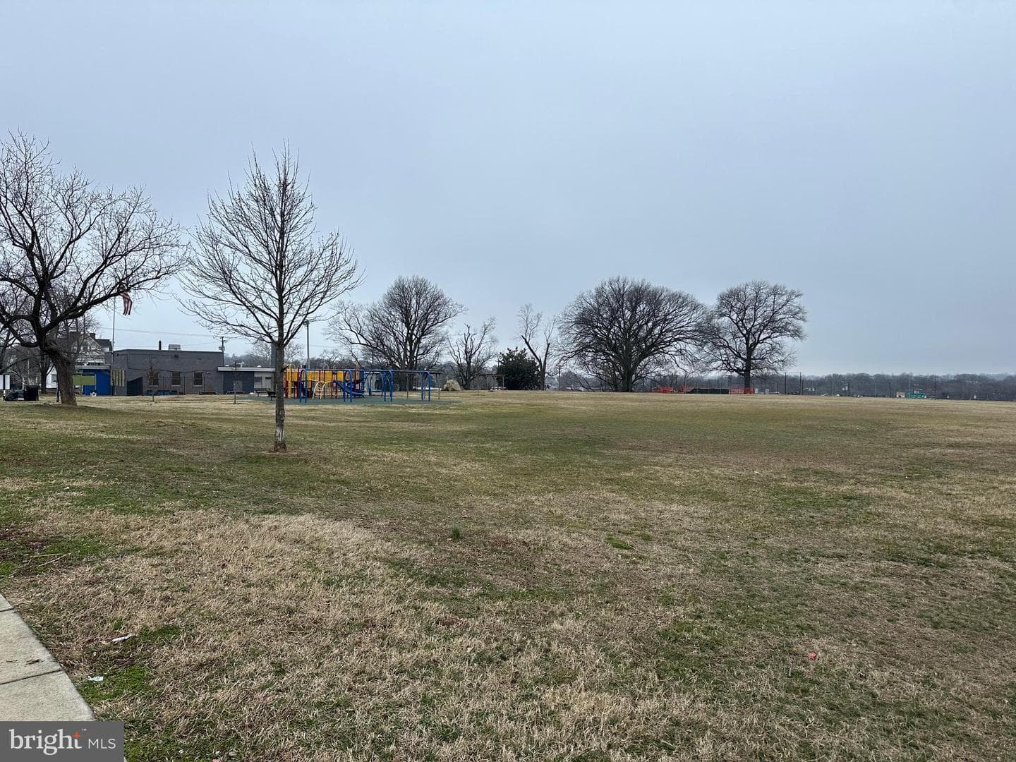3571 Horton Avenue photo 27